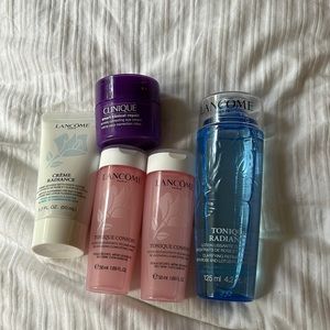 Never opened luxury skin care bundle